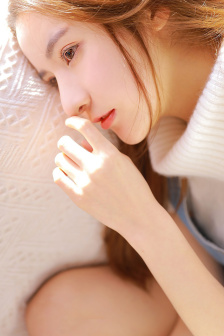 景甜三个视频